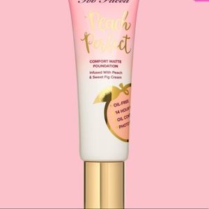 🍑Too Faced Foundation🍑